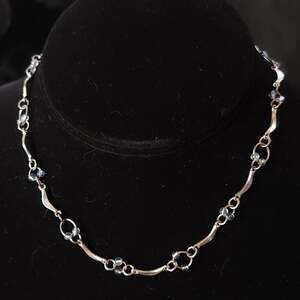 Vintage 1990s Blue Stone Accent Necklace Silver Tone Alloy Chain 18 Inch